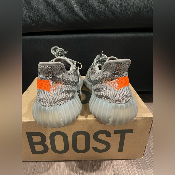 Adidas Yeezy Boost 350 V2 Beluga Reflective - Picture 4 of 8